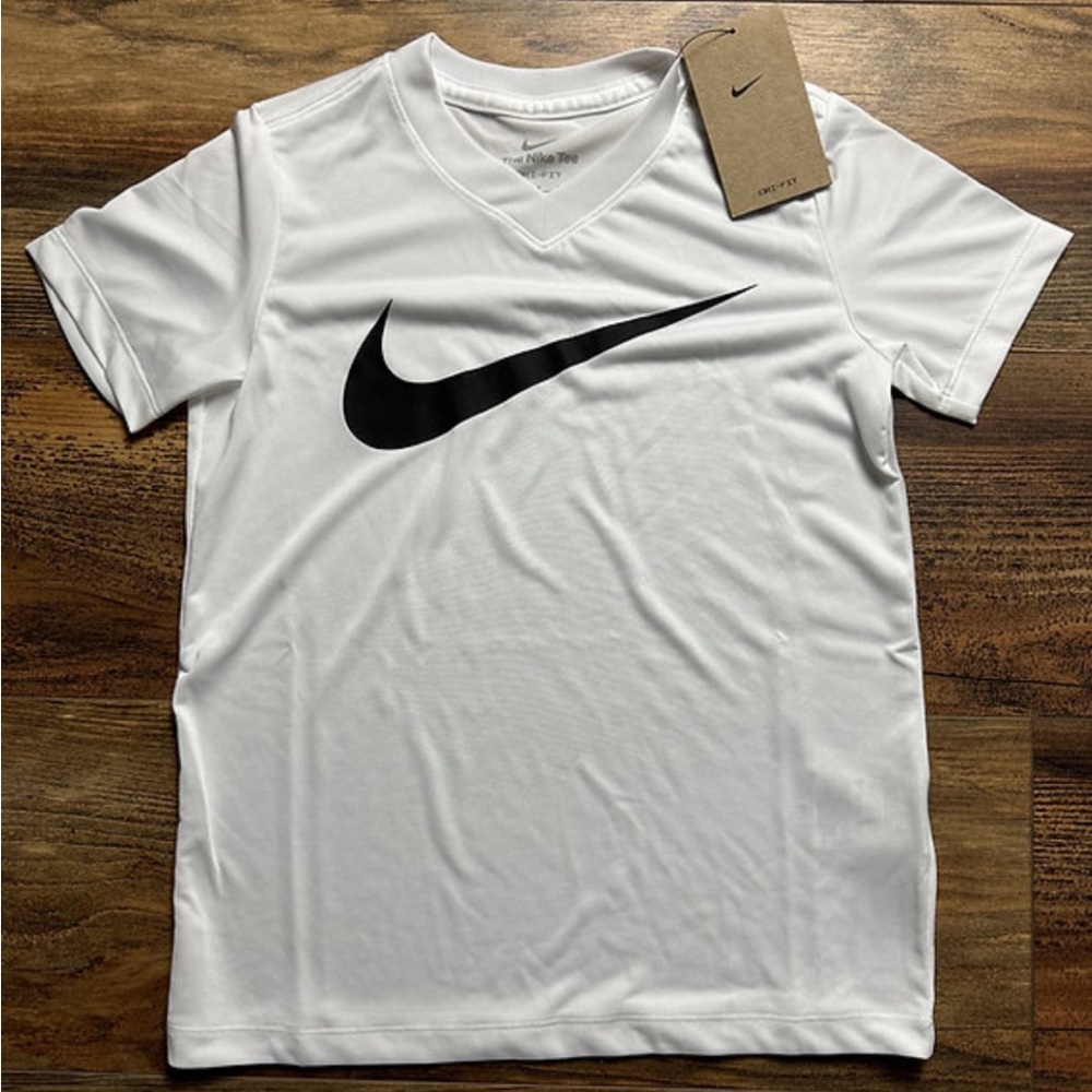 COPY - Nike V Neck Top